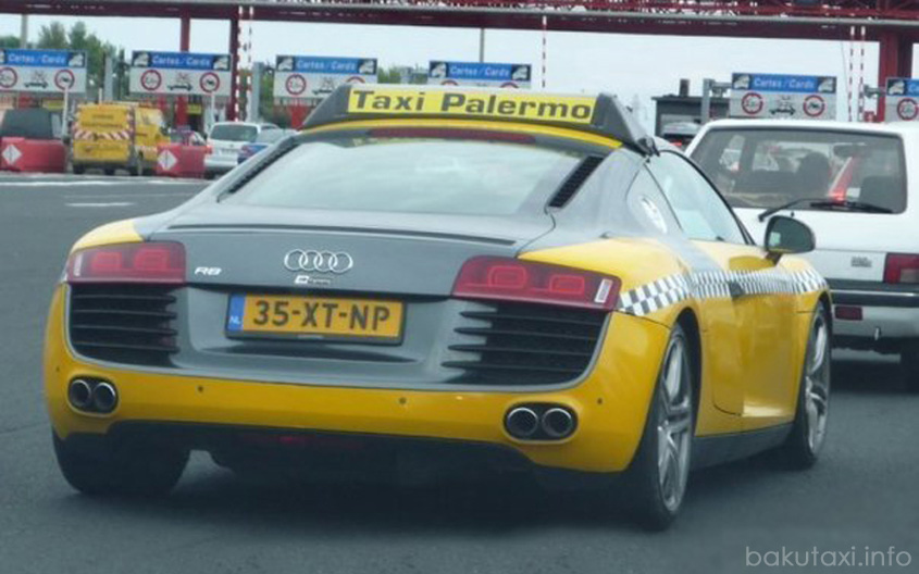 Audi R8 Taxi